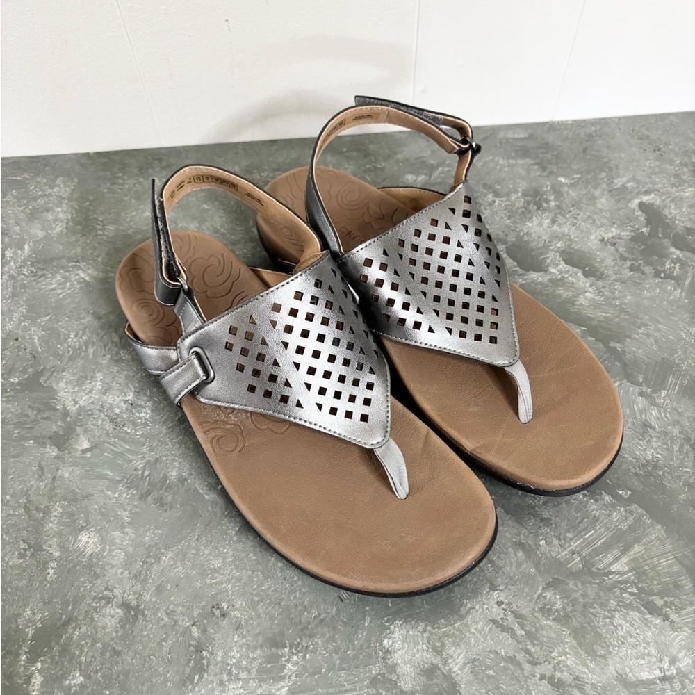 Rockport Women's Ridge Toe Post Sandal metallic silver brown size 7.5 - Picture 2 of 7